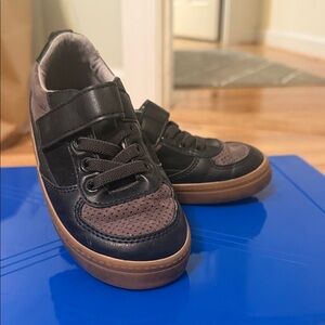 Old Navy Black and Brown Kids Sneakers